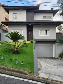 Casa de Condomínio com 3 Quartos à venda, 400m² no Arujá 5, Arujá