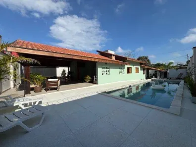 Casa com 3 Quartos à venda, 205m² no Quiririm, Taubaté