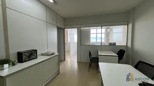 Sala Comercial à venda, 64m² no Centro, Florianópolis