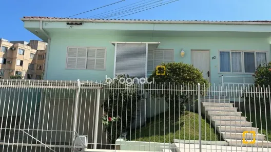 Casa com 3 Quartos à venda, 186m² no Capoeiras, Florianópolis