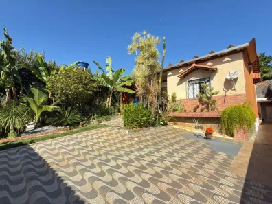 Casa com 3 Quartos à venda, 266m² no Mantiqueira, Belo Horizonte