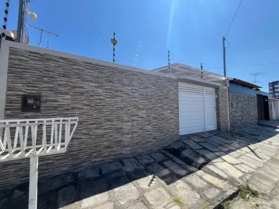 Casa com 3 Quartos à venda, 110m² no Centenário, Campina Grande