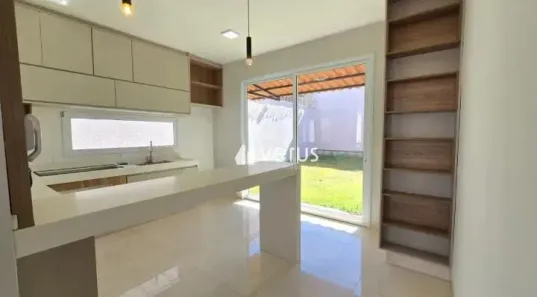 Casa com 3 Quartos para alugar, 120m² no Novo Mundo, Uberlândia