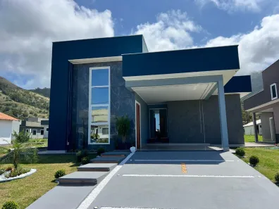 Casa de Condomínio com 3 Quartos à venda, 130m² no São José do Imbassaí, Maricá