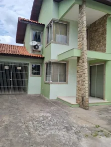 Casa com 3 Quartos à venda, 190m² no Parque Guarus, Campos dos Goytacazes
