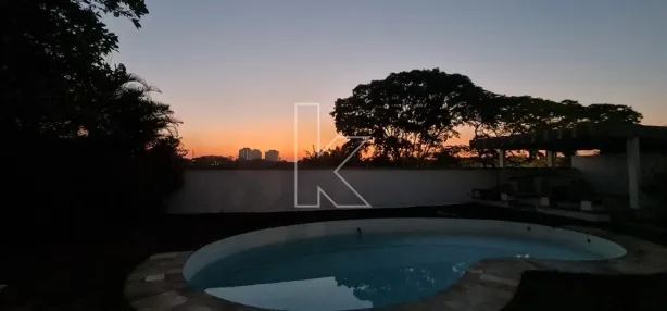Sobrado com 5 Quartos para alugar, 820m² no Cidade Jardim, São Paulo