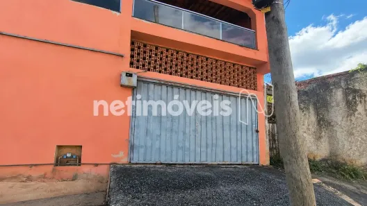Casa com 2 Quartos para alugar, 80m² no Jardim dos Comerciários (Venda Nova), Belo Horizonte
