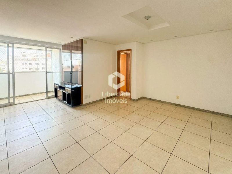 Apartamento com 3 quartos — Calafate, Belo Horizonte