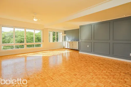 Apartamento com 2 Quartos à venda, 143m² no Três Figueiras, Porto Alegre