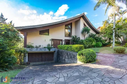Casa de Condomínio com 5 Quartos à venda, 565m² no Cavalhada, Porto Alegre
