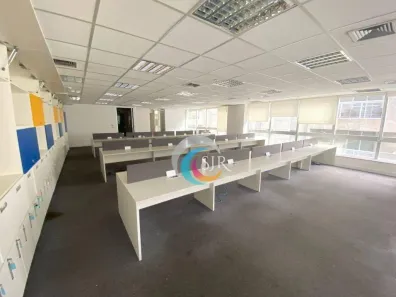 Sala Comercial para alugar, 230m² no Itaim Bibi, São Paulo