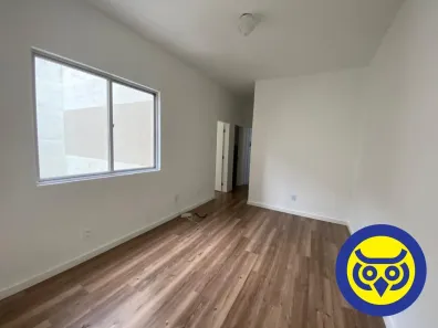 Apartamento com 2 Quartos para alugar, 48m² no Centro, Florianópolis