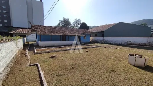 Lote/Terreno à venda, 100m² no Atiradores, Joinville