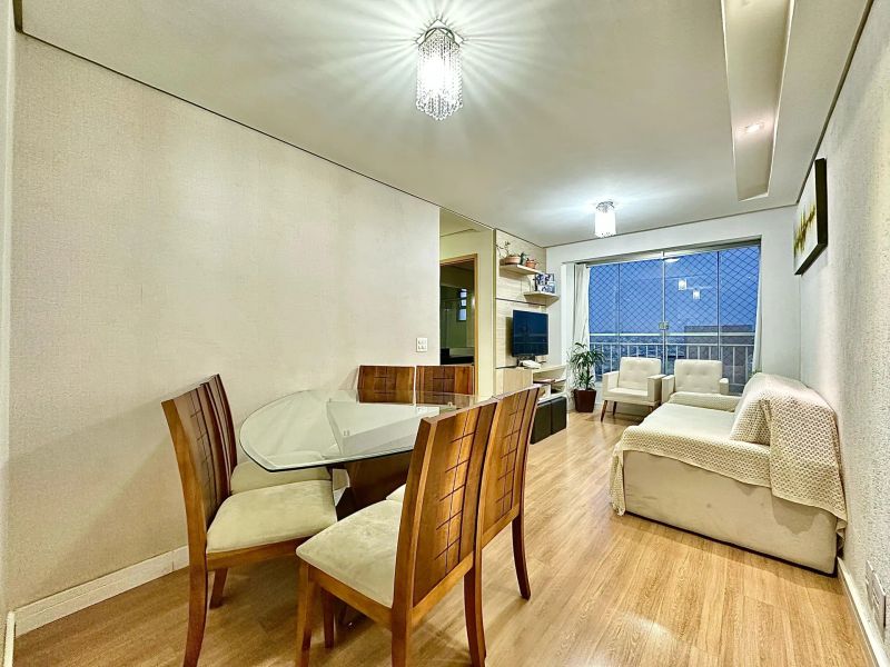 Apartamento com 3 quartos — Santa Mônica, Belo Horizonte
