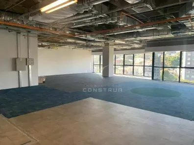 Sala Comercial para alugar, 220m² no Cambuí, Campinas