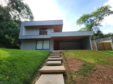 Casa de Condomínio com 3 Quartos à venda, 356m² no Alpes dos Araçás (Jordanésia), Cajamar