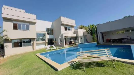 Casa de Condomínio com 5 Quartos para alugar, 665m² no Granja Viana II, Cotia
