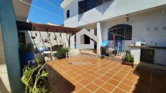 Casa com 3 Quartos à venda, 235m² no Santa Maria, Santo André