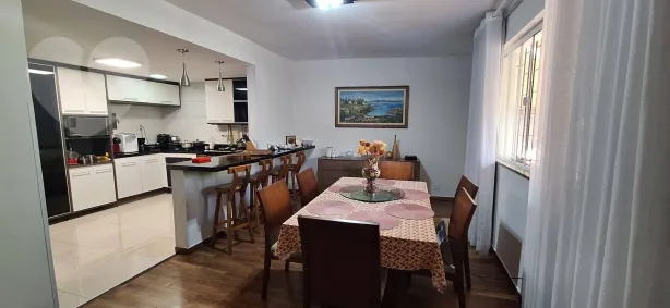 Casa com 5 Quartos à venda, 195m² no Santa Rosa, Niterói
