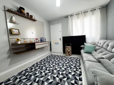Apartamento com 2 Quartos à venda, 40m² no Sítio Cercado, Curitiba