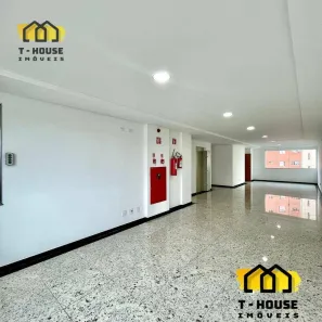 Prédio Comercial para alugar, 712m² no Santa Terezinha, São Bernardo do Campo