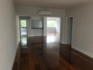 Apartamento com 2 Quartos à venda, 200m² no Cerqueira César, São Paulo