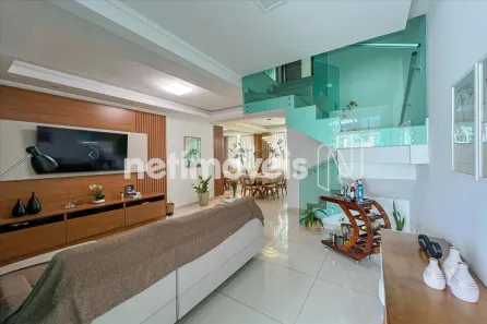 Casa com 3 Quartos à venda, 128m² no Parque Turistas, Contagem