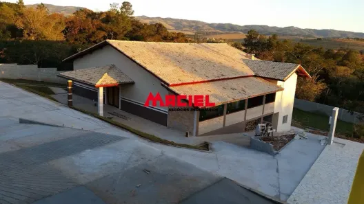 Fazenda/Sítio com 4 Quartos à venda, 494m² no Loteamento Pedro Rizzo I, Caçapava