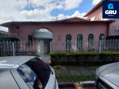 Casa com 3 Quartos à venda, 200m² no Jardim Maria Helena, Guarulhos