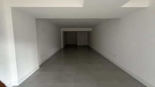 Ponto Comercial para alugar, 89m² no Andorinha, Itapema