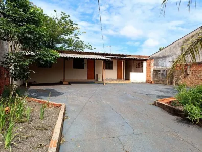 Casa com 3 Quartos à venda, 125m² no Santiago, Londrina