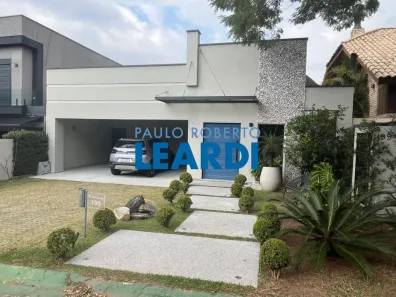 Casa de Condomínio com 3 Quartos à venda, 350m² no Alphaville, Santana de Parnaíba
