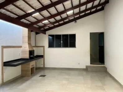 Casa com 3 Quartos para alugar, 120m² no Residencial Canadá, Goiânia