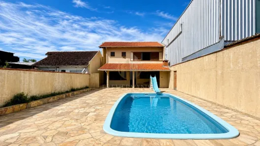 Sobrado com 5 Quartos à venda, 290m² no Guaratuba, Guaratuba