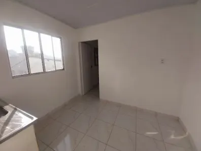 Casa com 1 Quarto para alugar, 40m² no Vila Bancária Munhoz, São Paulo