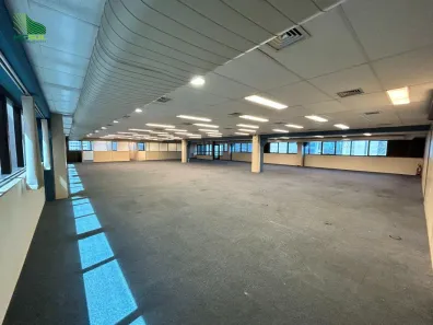 Sala Comercial para alugar, 1000m² no Vila da Serra, Nova Lima