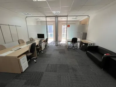 Ponto Comercial para alugar, 135m² no Vila São Francisco (Zona Sul), São Paulo
