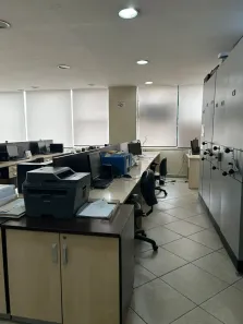 Sala Comercial para alugar, 135m² no República, São Paulo