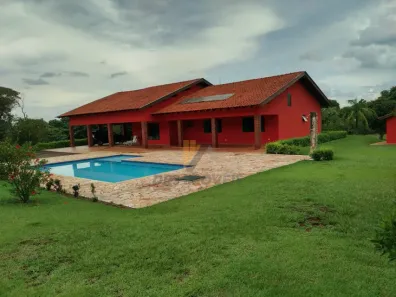 Fazenda/Sítio com 4 Quartos à venda, 296m² no Recanto dos Pinheiros, Cambé