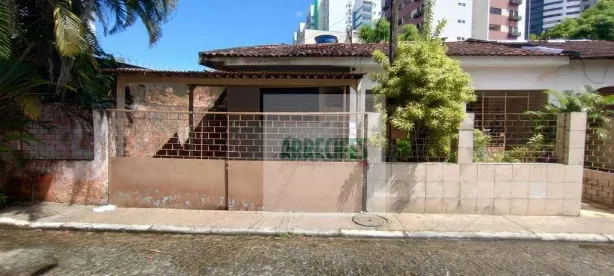 Casa com 5 Quartos à venda, 136m² no Casa Forte, Recife