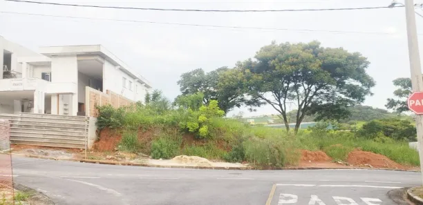 Lote/Terreno à venda, 640m² no Portal do Sol, Contagem