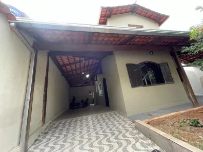 Casa com 3 Quartos à venda, 80m² no Tijuca, Contagem