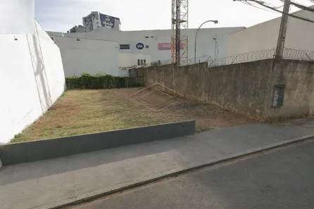 Imóvel Comercial à venda, 242m² no Vila Regina, Bauru