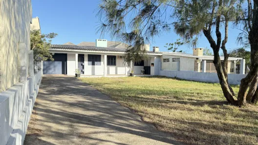 Casa com 2 Quartos à venda, 300m² no Presidente, Imbé