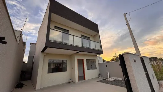 Sobrado com 3 Quartos à venda, 114m² no Itapema do Norte, Itapoá