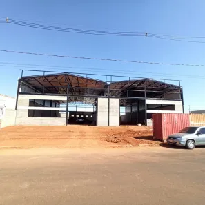 Galpão/Depósito/Armazém para alugar, 360m² no Novo Mundo, Uberlândia