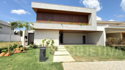 Casa de Condomínio com 3 Quartos à venda, 307m² no Nova Uberlândia, Uberlândia
