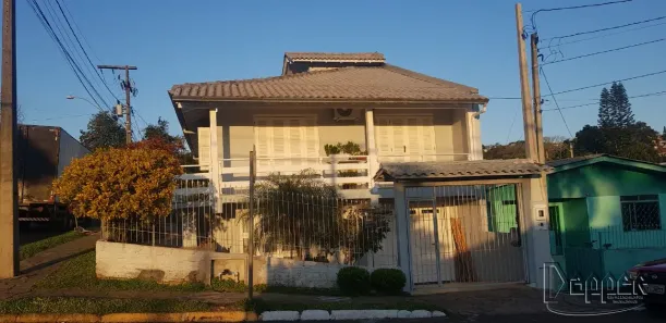 Casa com 4 Quartos à venda, 220m² no Guarani, Novo Hamburgo