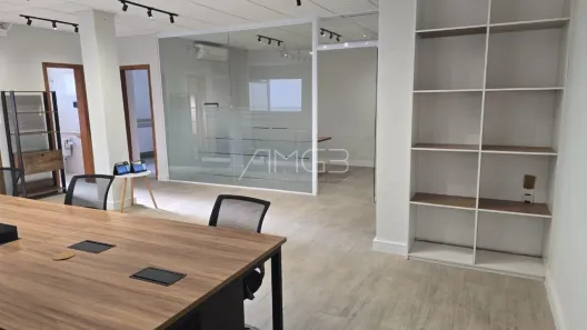 Sala Comercial com 2 Quartos para alugar, 90m² no Swiss Park, Campinas