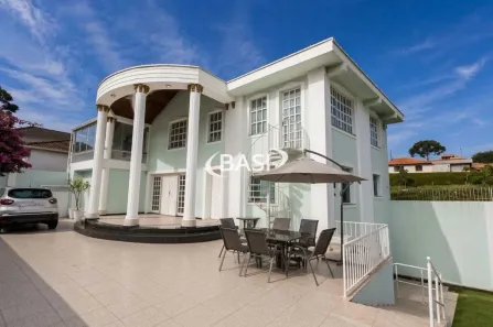 Casa com 3 Quartos à venda, 226m² no Ahú, Curitiba